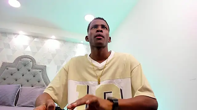 JacksonMuller  online show from 01-10-25, 11:33