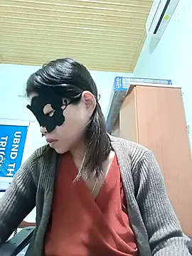 Anna Toy19 online show from 12-19-25, 09:44