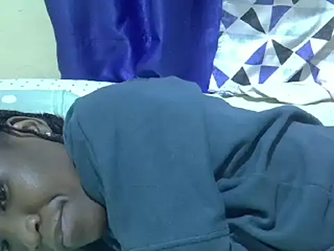 Snapshot of just_nala chatting on 03-21-25, 11:01 just nala online show from 03-21-25, 11:01