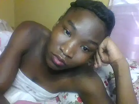 Snapshot of just_nala chatting on 09-25-25, 02:32 just nala online show from 09-25-25, 02:32