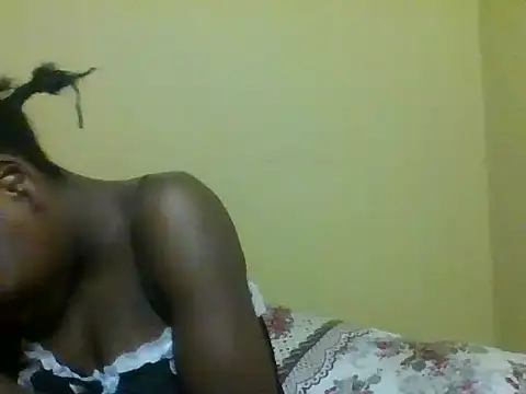 Snapshot of just_nala chatting on 09-28-25, 02:39 just nala online show from 09-28-25, 02:39