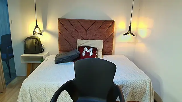 Snapshot of MariamCute_ chatting on 02-25-26, 07:34 MariamCute online show from 02-25-26, 07:34