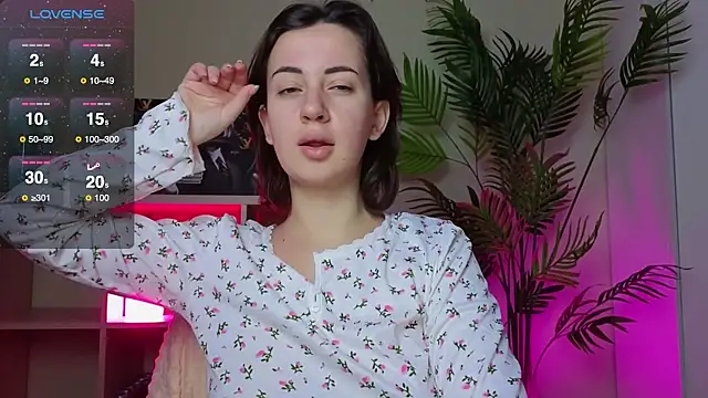 SweetieKendl online show from 04-11-26, 10:52