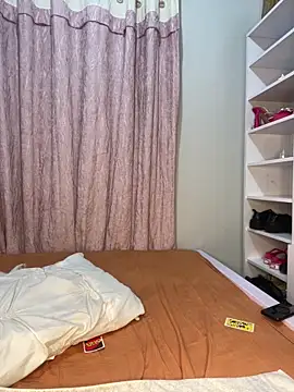 hot daily online show from 11-08-25, 12:00