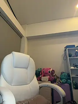 misslollipop04 online show from 04-17-26, 04:15