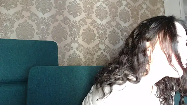 Louise Lavender online show from 03-08-25, 12:30