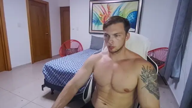 Snapshot of YourHotGreg chatting on 10-08-25, 12:08 YourHotGreg online show from 10-08-25, 12:08