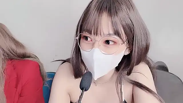 Mono-Stewardesss online show from 12-10-24, 04:34