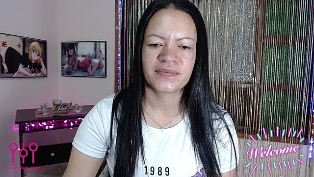 Snapshot of Cristal_w chatting on 11-02-25, 01:46 Cristal w online show from 11-02-25, 01:46