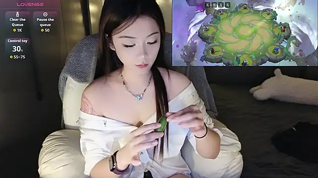 Snapshot of Jennie-007 chatting on 09-23-25, 10:57 Jennie-007 online show from 09-23-25, 10:57