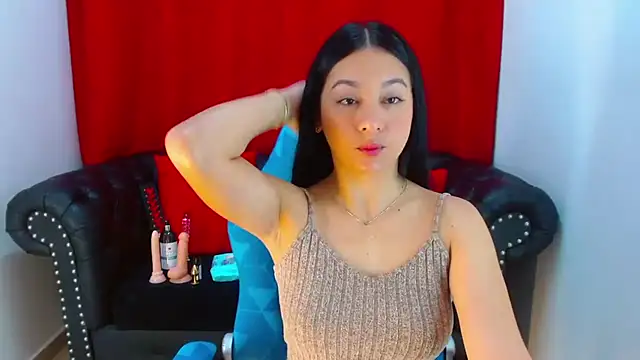 Snapshot of Lila_Pinky chatting on 02-17-25, 01:42 Lila Pinky online show from 02-17-25, 01:42