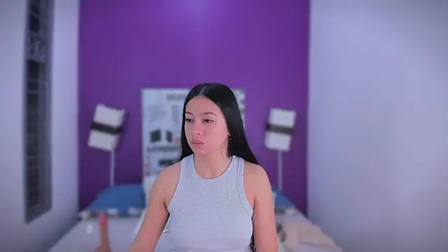 Snapshot of Lila_Pinky chatting on 09-19-25, 12:06 Lila Pinky online show from 09-19-25, 12:06