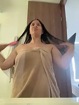 Snapshot of KattyPortman chatting on 12-24-24, 08:49 KattyPortman online show from 12-24-24, 08:49