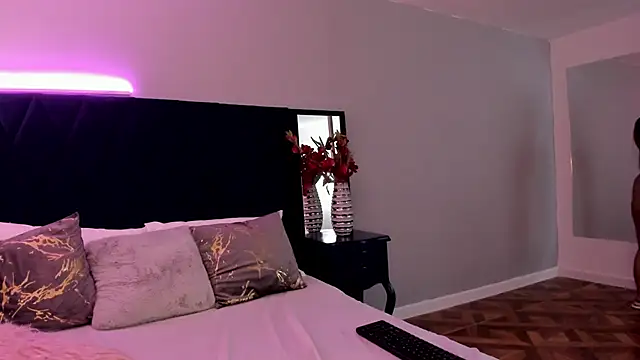 KattyPortman online show from 01-26-25, 07:21