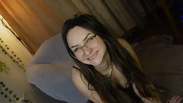 NaughtYHomemadE online show from 12-22-24, 03:33