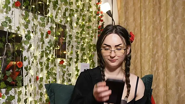 NaughtYHomemadE online show from 03-29-26, 10:04