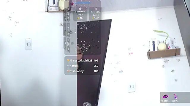 Anni foxi online show from 01-28-25, 11:50