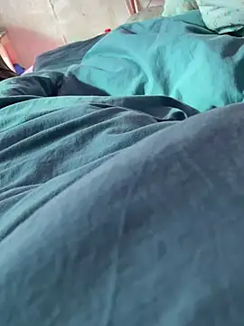 Snapshot of Beijing2000 chatting on 12-20-24, 03:14 Beijing2000 online show from 12-20-24, 03:14