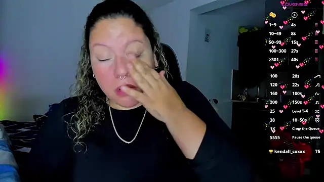 mariana maze online show from 02-07-25, 07:07