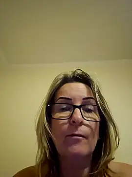 Steffi45 online show from 01-09-25, 06:17