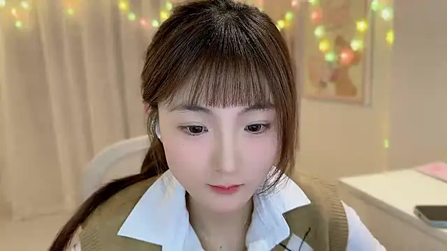 SHUIshui  online show from 02-10-25, 04:47