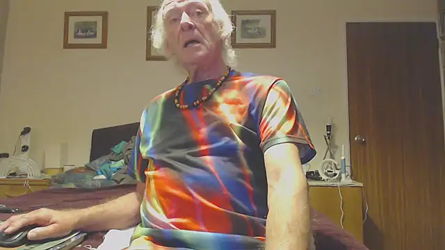 WaverlyKernow online show from 12-23-24, 08:22