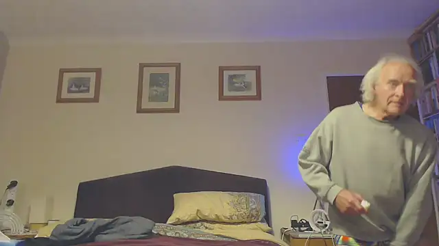 WaverlyKernow online show from 01-17-25, 02:07