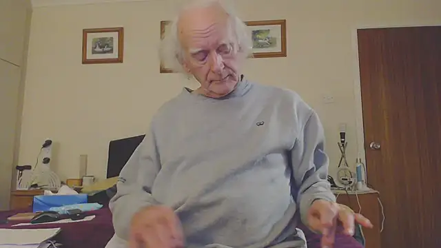 WaverlyKernow online show from 01-19-25, 02:59