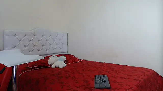 luna hoott online show from 03-12-25, 07:49