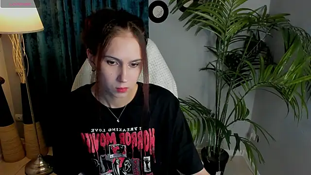 Snapshot of ArmiEri chatting on 03-20-25, 05:47 ArmiEri online show from 03-20-25, 05:47