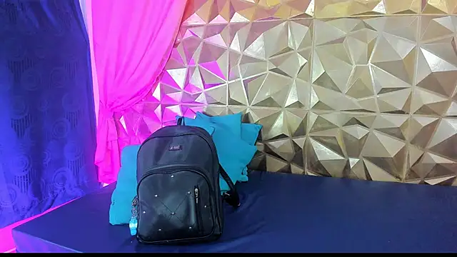 neeko princes online show from 01-17-25, 06:12