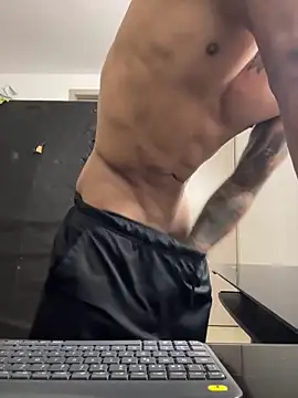 Snapshot of sendfer chatting on 12-30-24, 07:37 sendfer online show from 12-30-24, 07:37