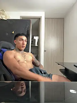 Snapshot of sendfer chatting on 03-12-25, 06:29 sendfer online show from 03-12-25, 06:29