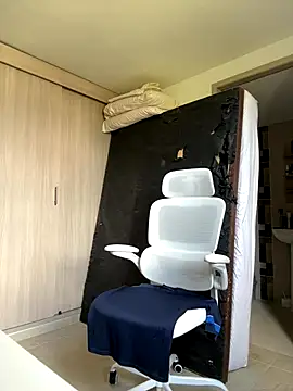 Snapshot of sendfer chatting on 09-22-25, 07:49 sendfer online show from 09-22-25, 07:49