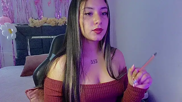 Snapshot of Lia_14_ chatting on 10-16-25, 06:09 Lia 14 online show from 10-16-25, 06:09