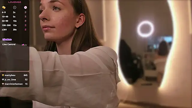 Snapshot of Eli_Llie chatting on 03-10-25, 04:25 Eli Llie online show from 03-10-25, 04:25