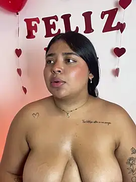 Snapshot of Emily_cooper20 chatting on 02-14-25, 11:20 Emily cooper20 online show from 02-14-25, 11:20