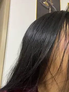 Snapshot of Emily_cooper20 chatting on 02-21-25, 05:24 Emily cooper20 online show from 02-21-25, 05:24