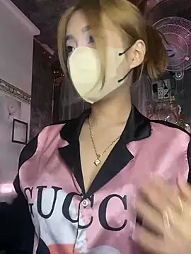 Snapshot of -KathySweet- chatting on 02-09-25, 01:35 -KathySweet- online show from 02-09-25, 01:35