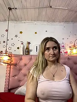 antonella87 online show from 01-23-25, 12:25