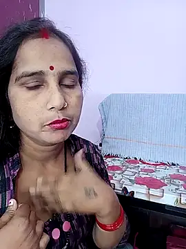 reemacouple007 online show from 02-16-26, 04:52