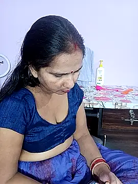 reemacouple007 online show from 03-12-26, 07:58