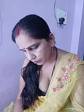 Snapshot of reemacouple007 chatting on 06-16-26, 09:34 reemacouple007 online show from 06-16-26, 09:34