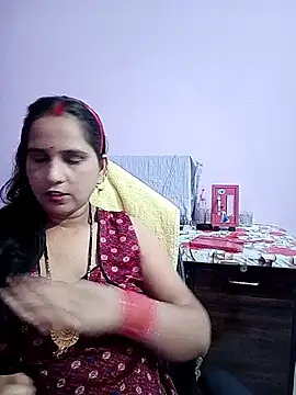 Snapshot of reemacouple007 chatting on 06-19-26, 08:29 reemacouple007 online show from 06-19-26, 08:29