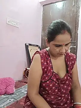 Snapshot of reemacouple007 chatting on 07-14-26, 03:22 reemacouple007 online show from 07-14-26, 03:22