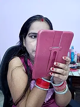 Snapshot of reemacouple007 chatting on 07-15-26, 07:35 reemacouple007 online show from 07-15-26, 07:35