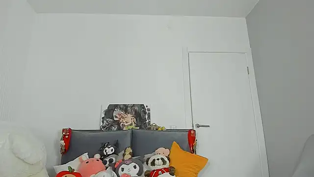 Snapshot of dolly_ll chatting on 02-07-25, 04:35 dolly ll online show from 02-07-25, 04:35