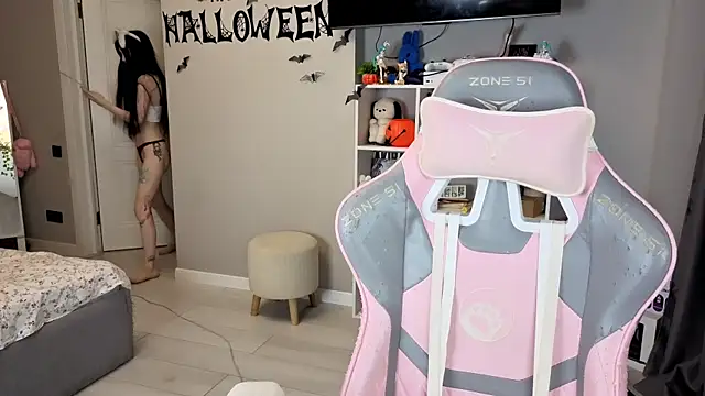 Snapshot of Aliceblush chatting on 11-15-25, 03:19 Aliceblush online show from 11-15-25, 03:19