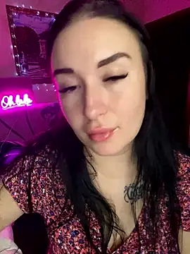 Roxana Bell online show from 12-04-24, 08:29