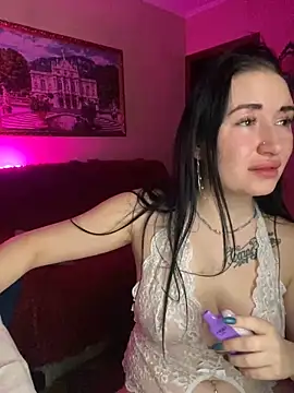 Roxana Bell online show from 01-28-25, 10:01